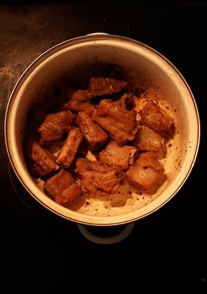 Hình của món Sườn rim.