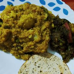 A picture of Bengali Style Bhog Khichdi.