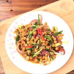 A picture of Spicy Chickpea In XO Sauce.