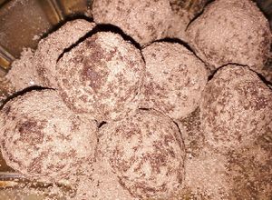 Foto resep Bola bola coklat sangat simple gaperlu oven apalagi goreng