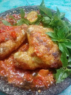 Foto resep Sayap ayam goreng penyet kemangi