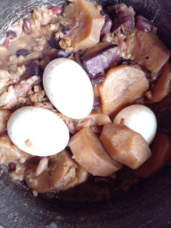 Una foto de Cholent
