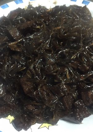 Una foto de Fideos de arroz salteados con carne