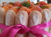 Une photo de mascarpone abricot