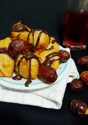 Foto resep Bola-bola Kurma Goreng Saus Cokelat