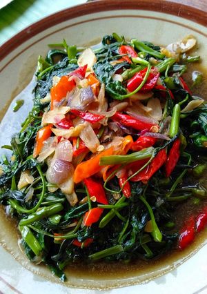 Foto resep Tumis kangkung saos tiram 🤩