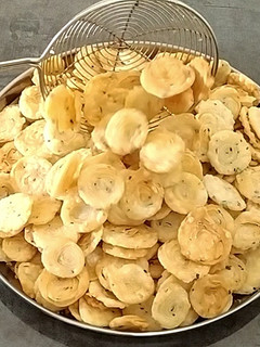 A picture of Mathri.