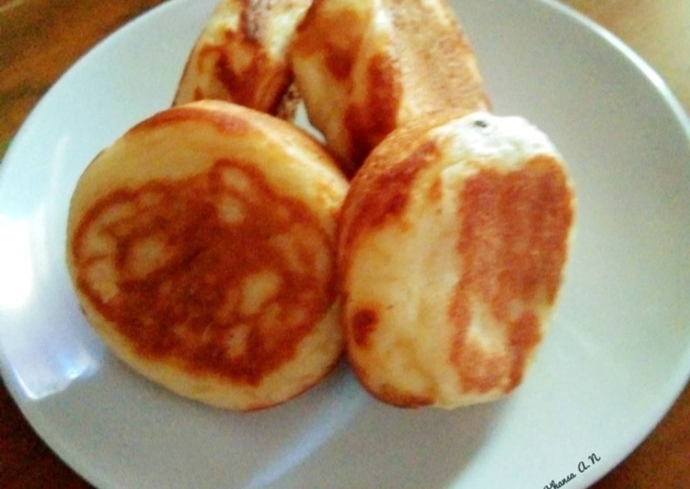 Kue Khamir Tape