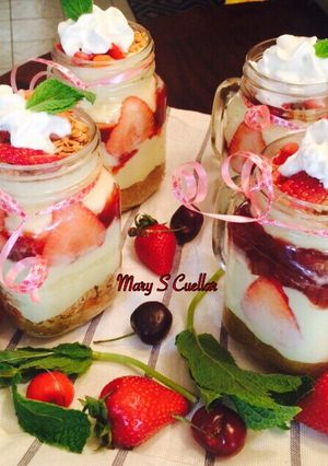 Una foto de Cheesecake en vasitos😋😋