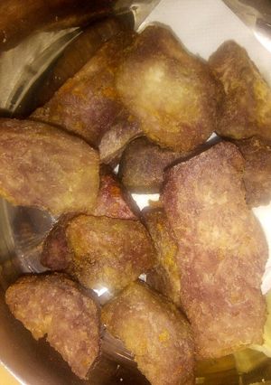 A picture of Deep fried arrowroots.