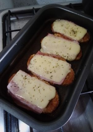 Foto de Parmegiana de empanado de frango (nuggets)