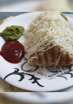A picture of Pahadi sandwich.