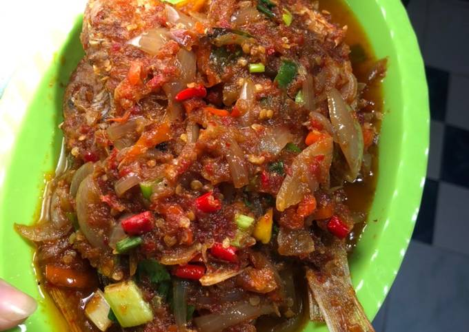 Ikan jangki saus padang