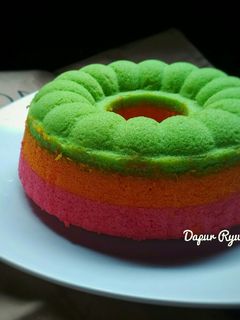 Foto resep Bolu Kukus Pelangi