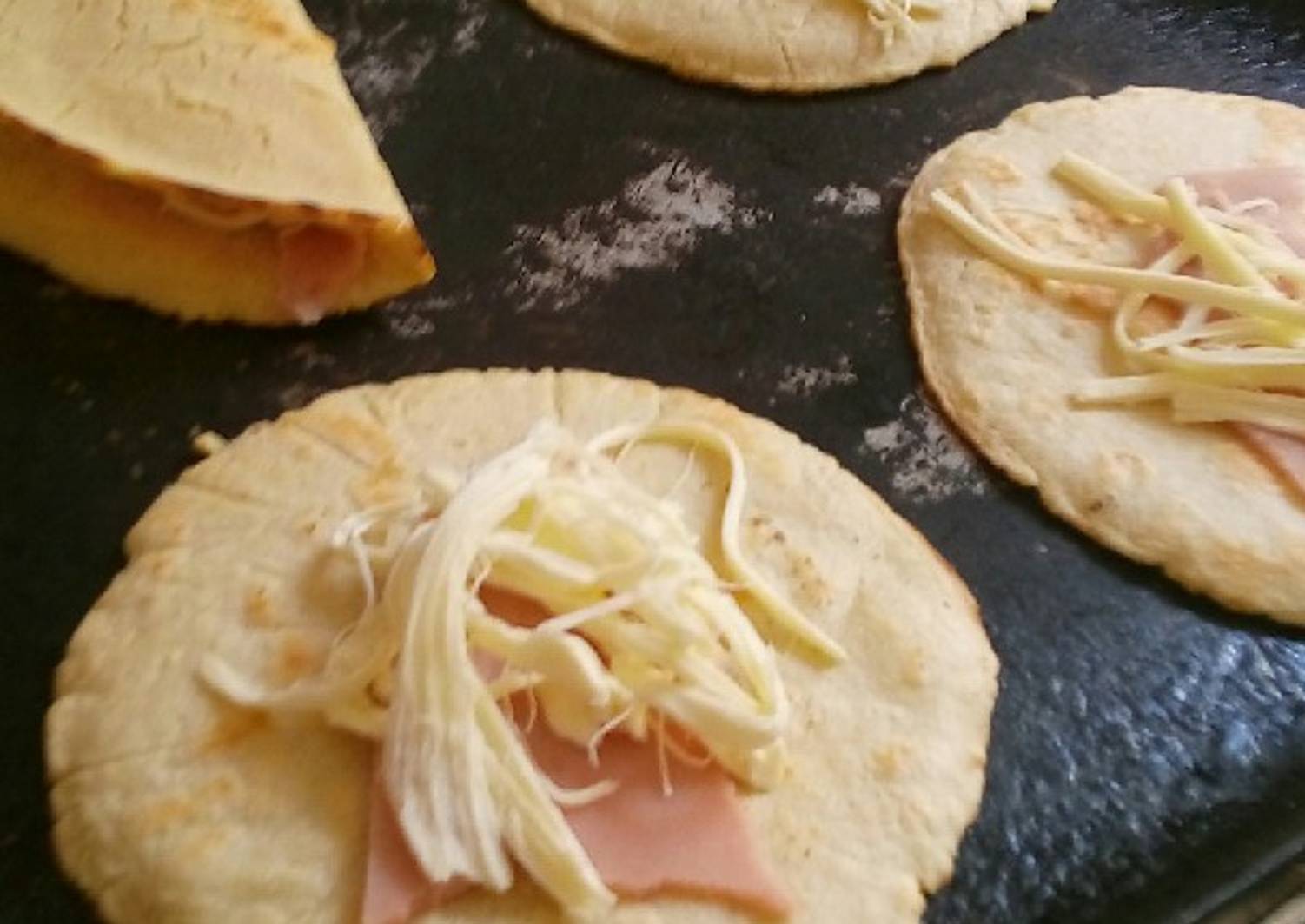 Quesadillas de masa 😉 Receta de Wendy Cookpad