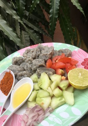 A picture of Danwaken flour da garin alkama.