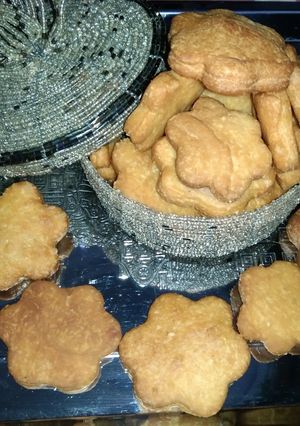 A picture of Meethi Tikiyan.