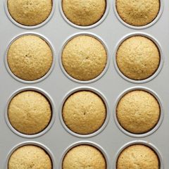 A picture of Vanilla cake.