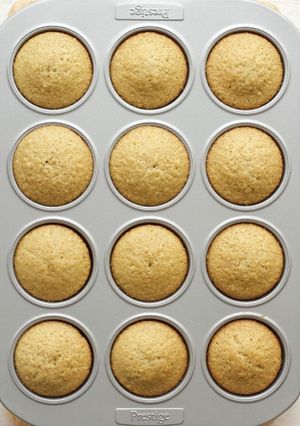 A picture of Vanilla cake.