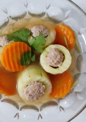 รูปของ "แกงจืดแตงกวายัดไส้หมูสับ" 🥒🐷🥣