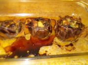 Una foto de alcachofas rellenas