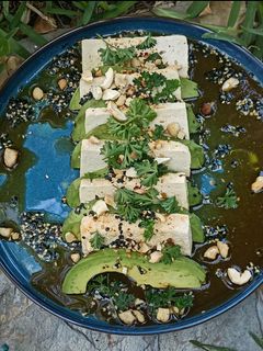 Una foto de Ensalada de tofu