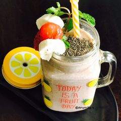 Chia-Banana Strawberry Smoothie A picture of Chia-Banana Strawberry Smoothie.