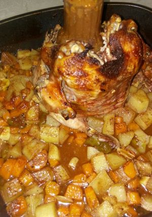 صورة لوصفة دجاجه على قنينه وبالخضار 🍗🍗😀