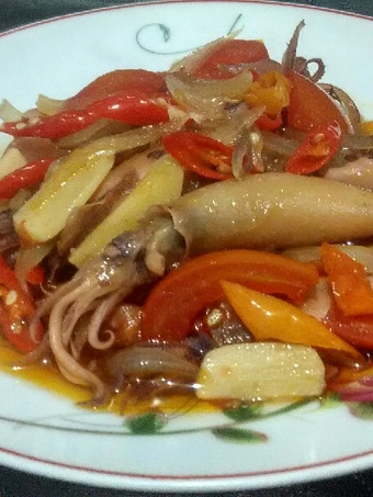 Cara Sederhana Membikin Resep  Asam manis cumi asin saus tiram yang Lezat, Menggugah Selera