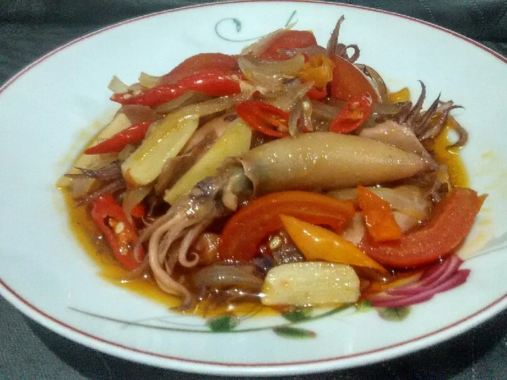 Cara Sederhana Membikin Resep  Asam manis cumi asin saus tiram yang Lezat, Menggugah Selera