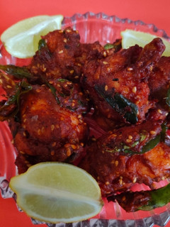 சில்லி சிக்கன்(chilli chicken recipe in tamil) செய்முறை முக்கிய புகைப்படம்