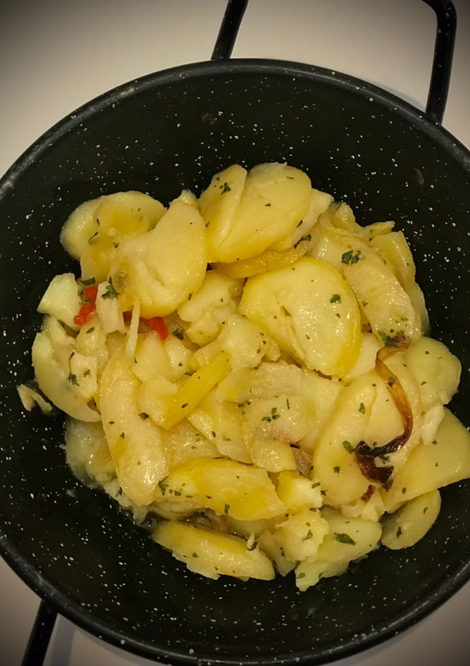 Una foto de Patatas a lo pobre