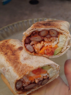 Una foto de Burritos bien rellenos