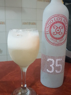 Una foto de The real Pisco Sour