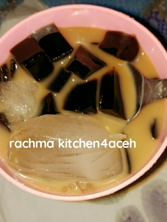 Langkah Mudah untuk Membikin Resep Es Cappucino cincau hitam yang Uenak Anti Ribet, Lezat