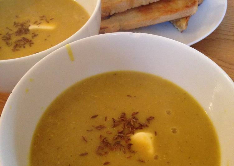 Thrifty Dahl Soup with Dripping Toast