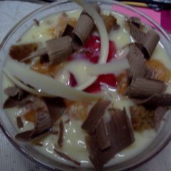 A picture of Ice Cream Fresh Fruits Cup.