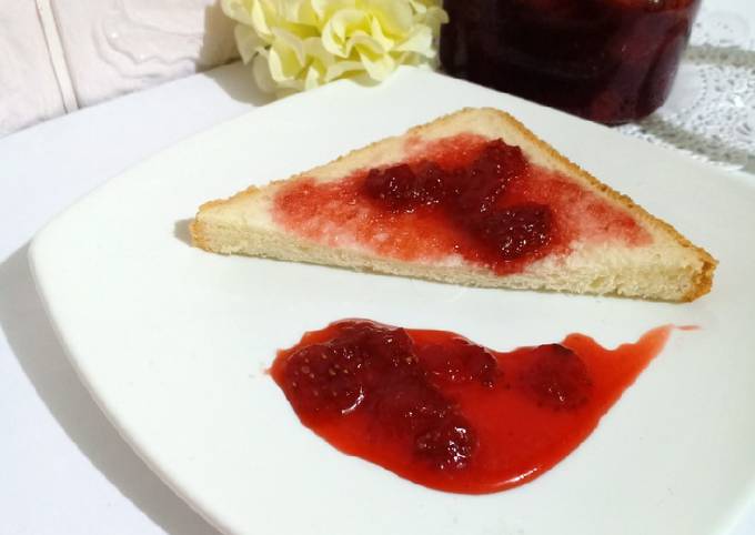 Bagaimana Membuat Strawberry Compote / saus stroberi Anti Gagal