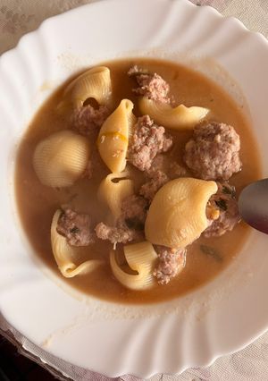 Una foto de Sopa Rellena(sopa de Galets)