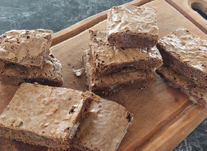 Una foto de Brownie Fácil con Milo
