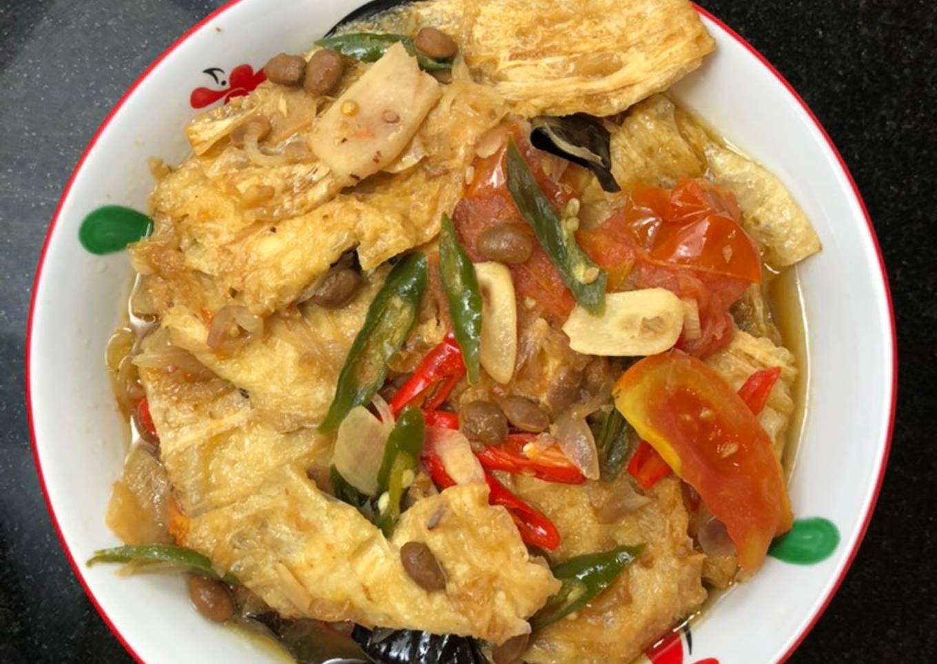 Kulit tahu tauco