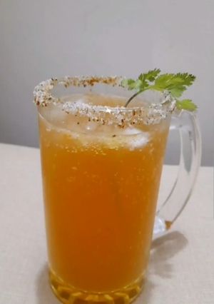 A picture of Michelada.