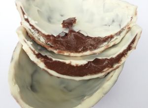 Una foto de Huevo de Pascua trufado (cáscara rellena)