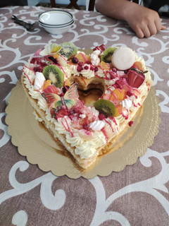 Foto di Torta ai frutti e panna