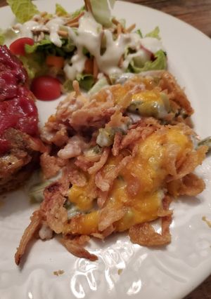 A picture of Cheesy Green Bean Casserole.