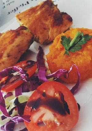 Una foto de Pechugas de pollo rellenas con brócoli