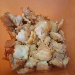 รูปของ Pangsit goreng bumbu keju
