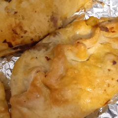 Traditional Cornish pasties (airfryer)🥟😋😋 A picture of Traditional Cornish pasties (airfryer)🥟😋😋.