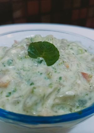 A picture of Lauki ka raita.