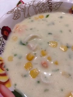 صورة لوصفة شوربة ثمار البحر بالكريمه